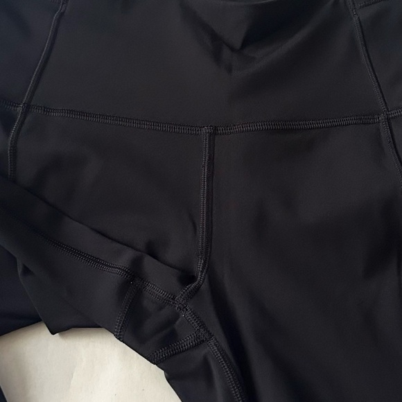 Lululemon Fast & Free 7/8 Tight II *Non-Reflective Nulux 25" - SZ 6 - Picture 3 of 6